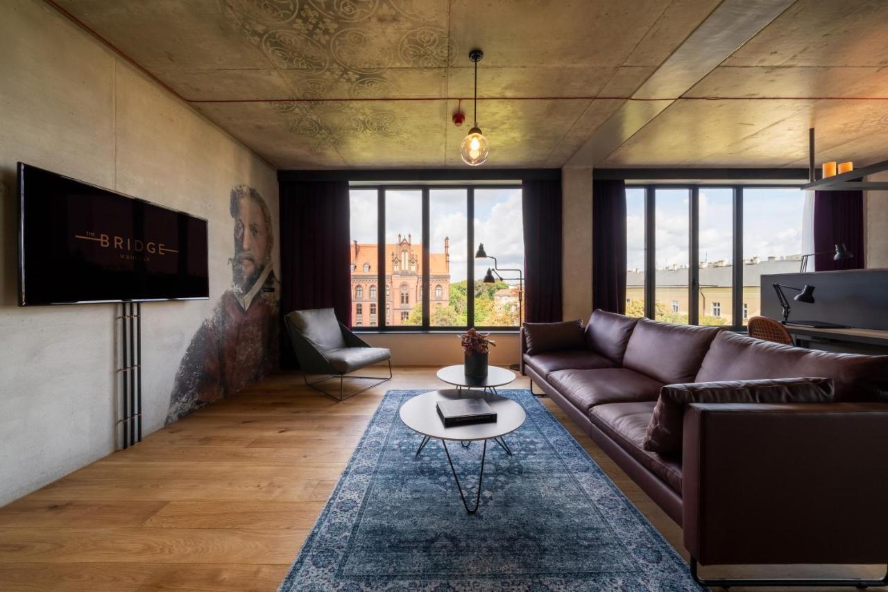 The Bridge Wroclaw - Mgallery Ngoại thất bức ảnh A living room at Bridge on Main